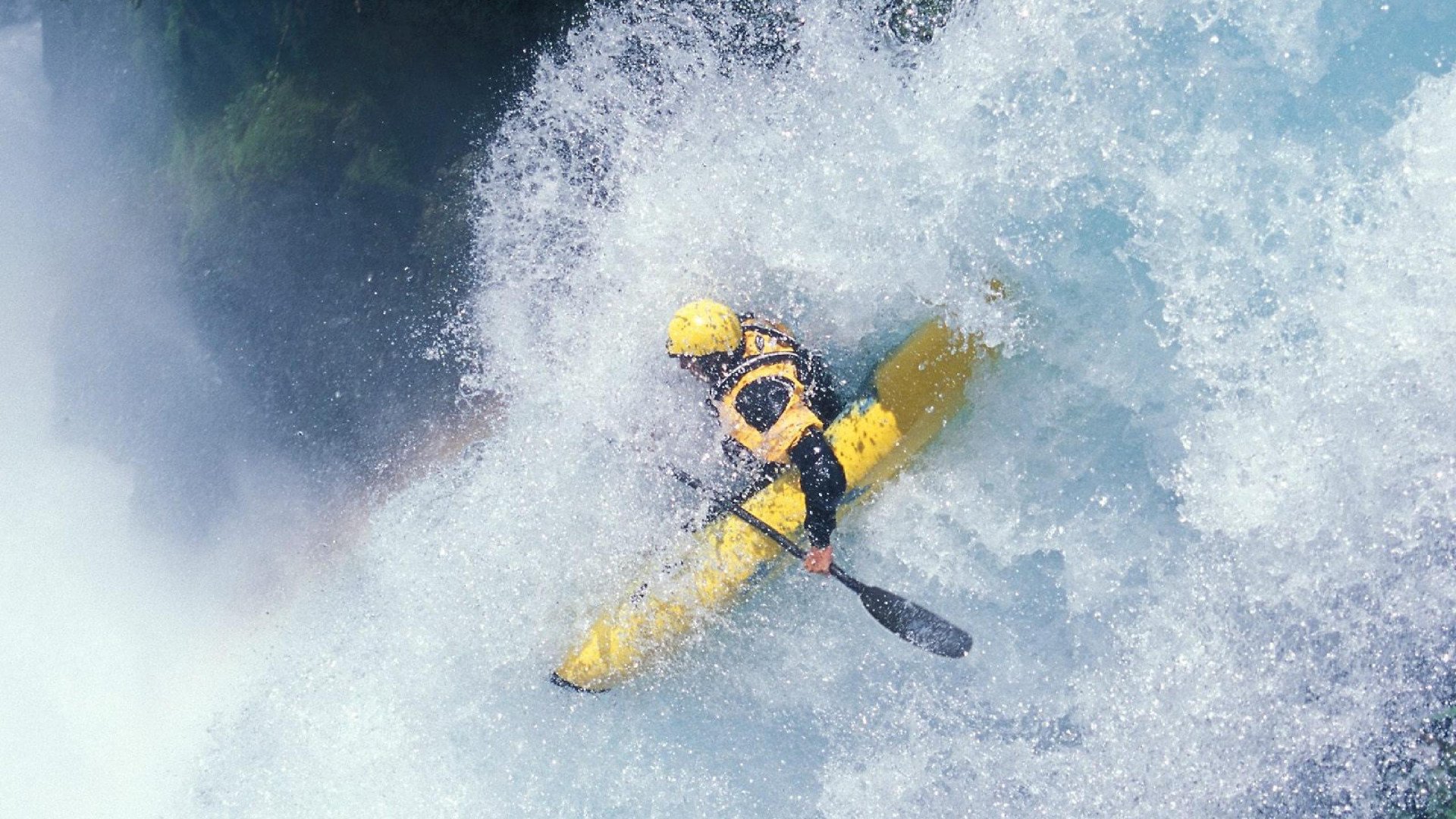 绝境巨人卢卡库，当奥地利撞上巴拉圭，是他用肩膀扛起了整个国家的黎明